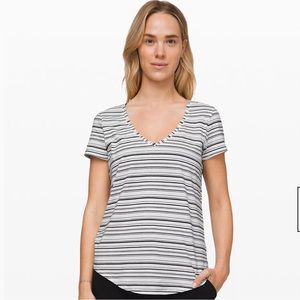 Lululemon Love V-Neck S/S Tee (size 10)